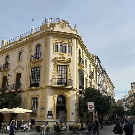 Lujoso Apartamento A Los Pies De La Catedral Sevilla Exteriör bild