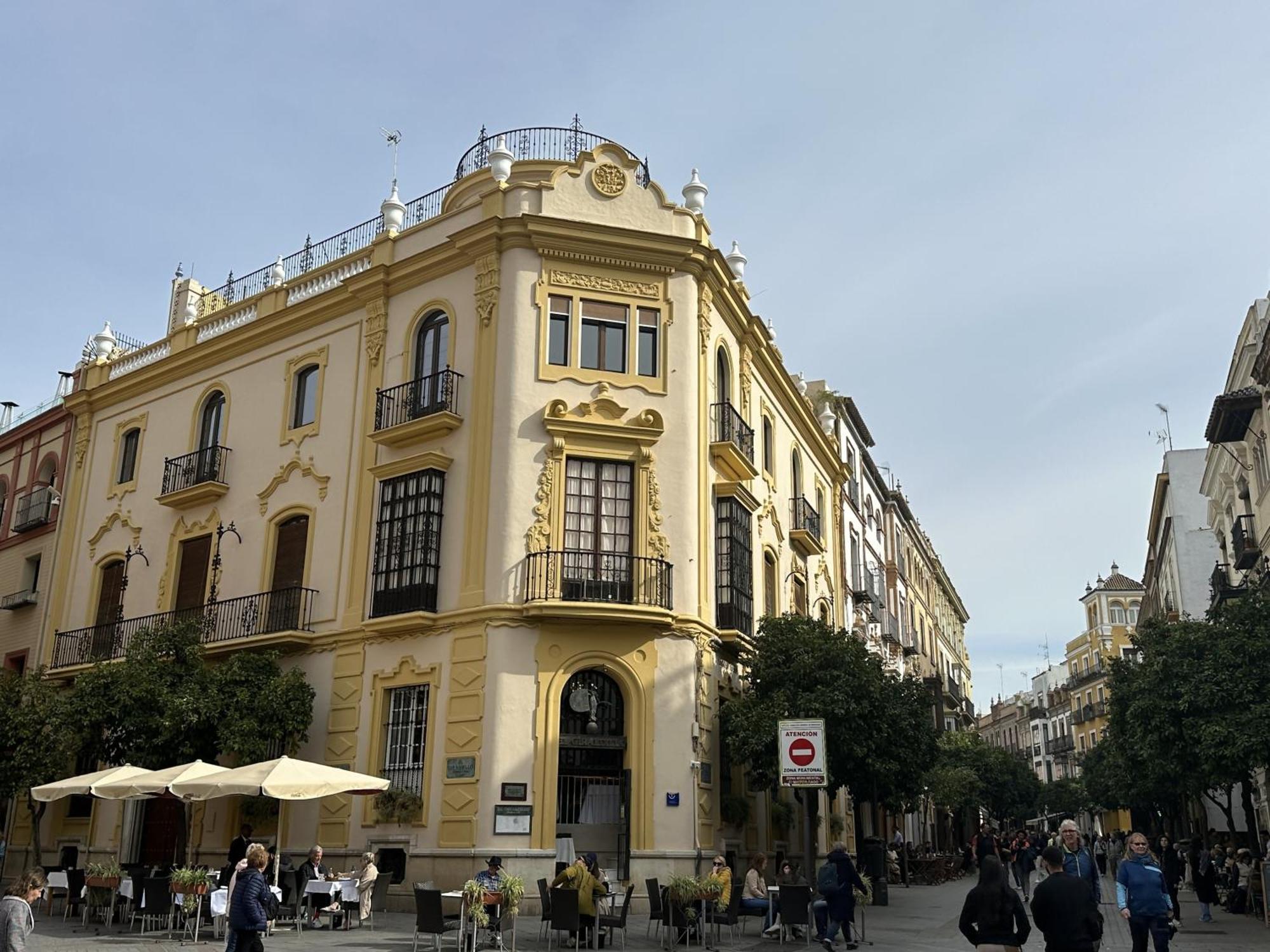 Lujoso Apartamento A Los Pies De La Catedral Sevilla Exteriör bild