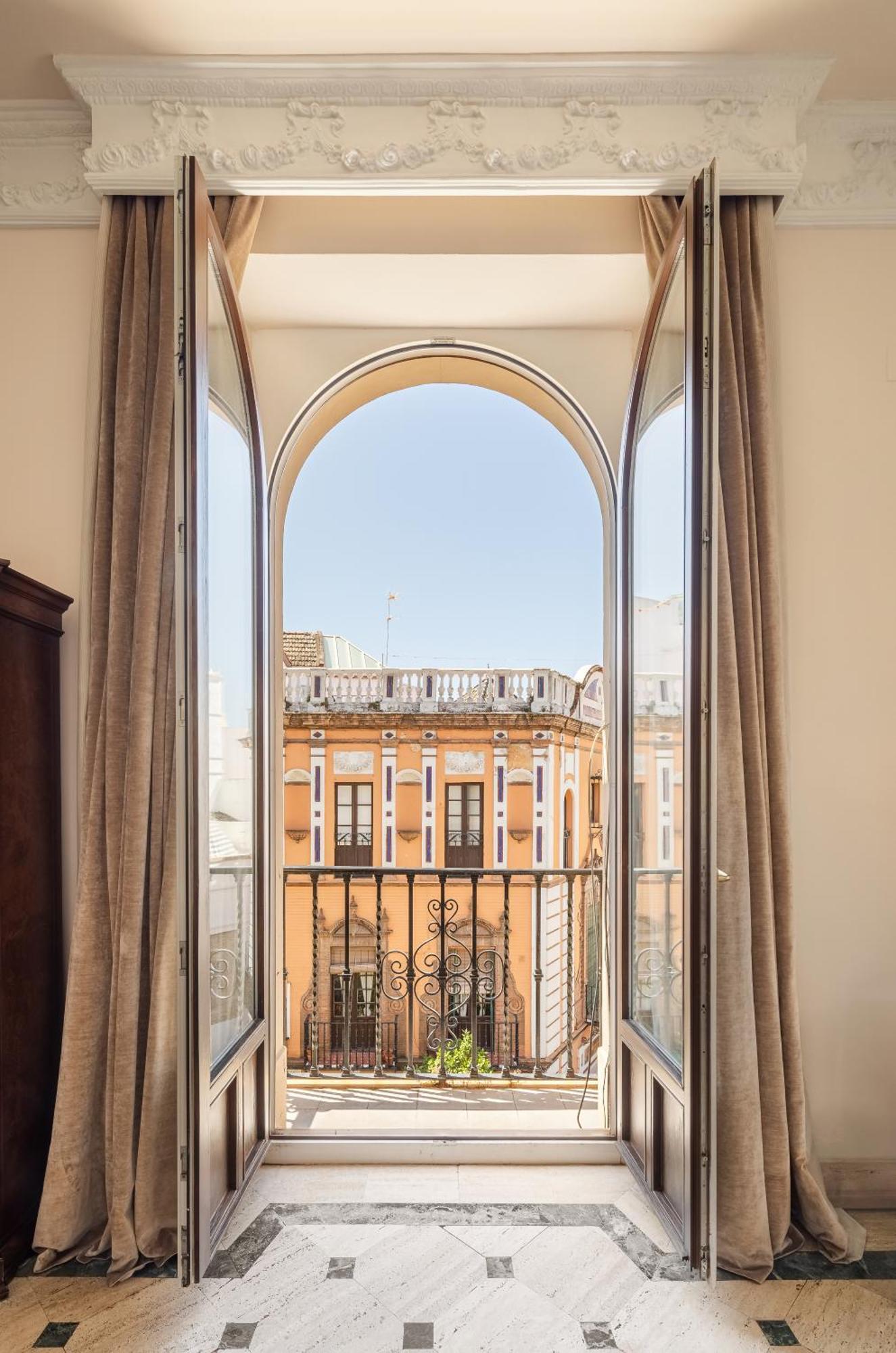Lujoso Apartamento A Los Pies De La Catedral Sevilla Exteriör bild